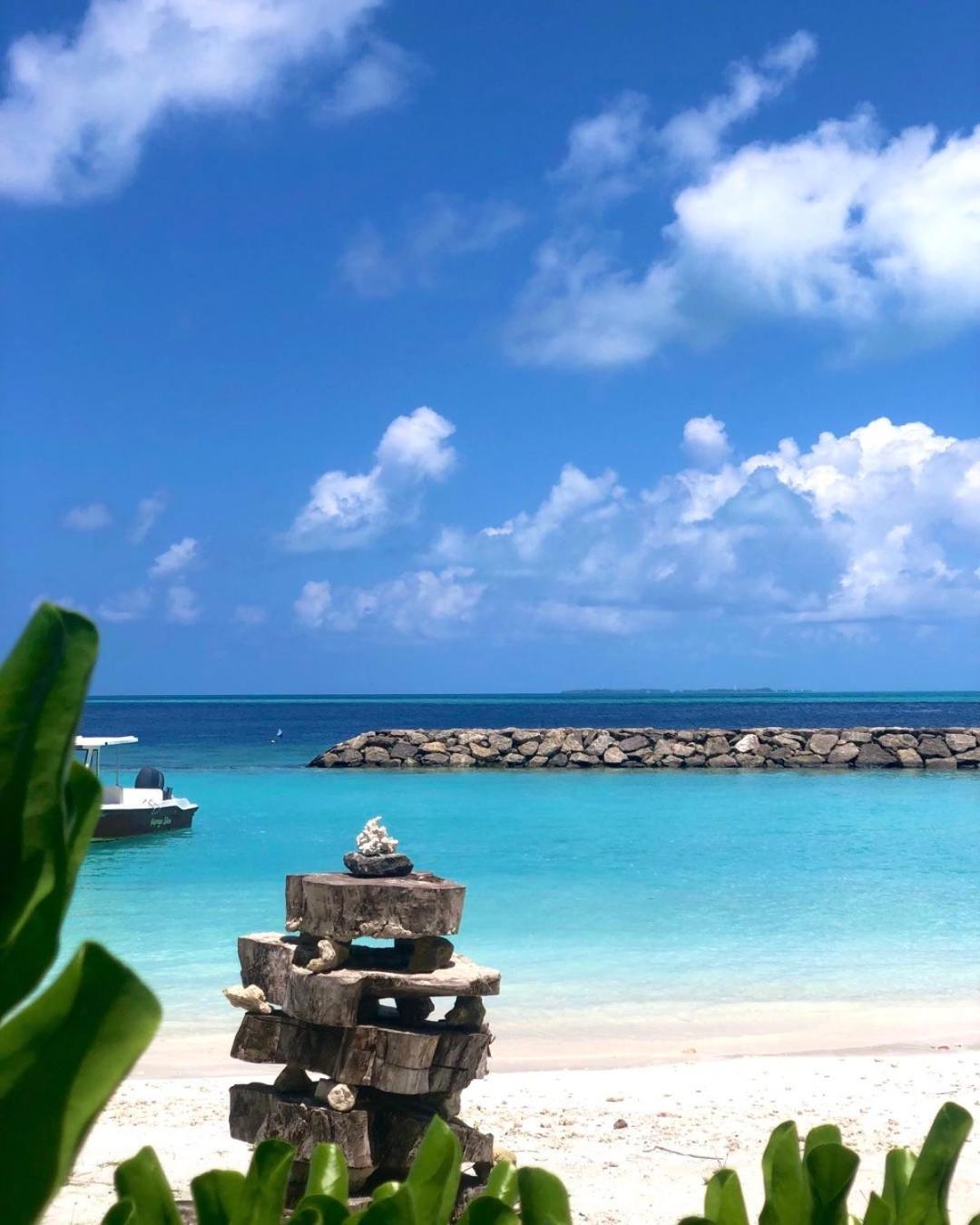 Kudhi Boli Beach House Thulusdhoo Eksteriør bilde